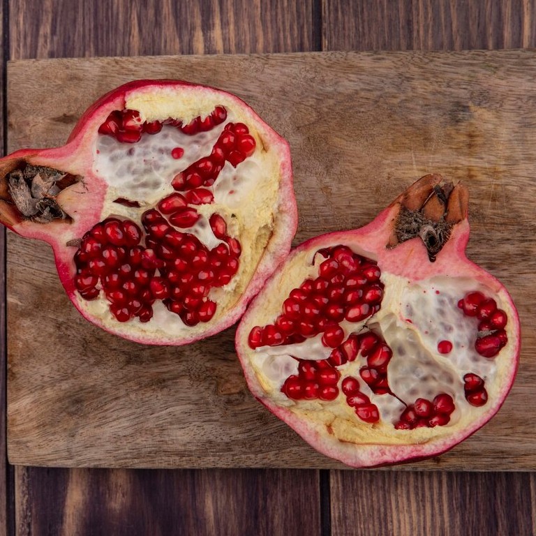 Say Goodbye to Pomegranate Stains with Süpermatik